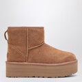 UGG Stivale Classic Mini Platform color castagna