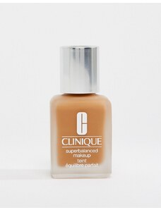 Clinique - Superbalanced - Make-up-Bianco