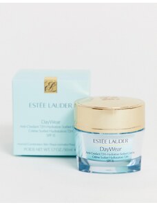 Estée Lauder - Daywear - Crema idratante antiossidante per 72 ore di idratazione con SPF 15 da 50 ml-Nessun colore
