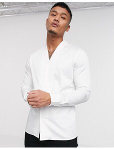 ASOS DESIGN Premium - Camicia slim bianca in rasatello con scollo sciallato-Bianco