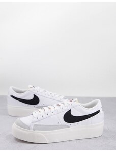 Nike - Blazer - Sneakers basse con plateau bianche e nere-Bianco