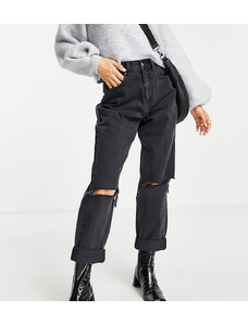 ASOS Petite ASOS DESIGN Petite - Mom jeans a vita alta larghi nero slavato con strappi