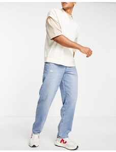 ASOS DESIGN - Jeans ampi lavaggio blu medio con abrasioni