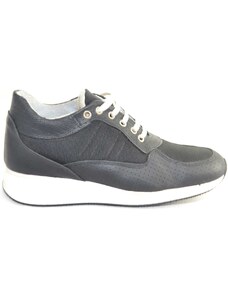 Scarpe uomo nero microforate comfort vera pelle made in italy fondo ultraleggero linea comfort moda maschile