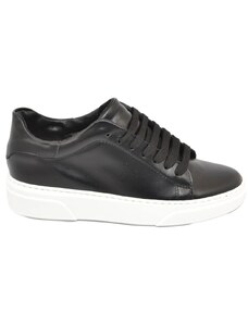 Malu Shoes Sneakers uomo nero in vera pelle di nappa classico sportiva linea basic con fondo bianco AZ tinta unita lacci moda