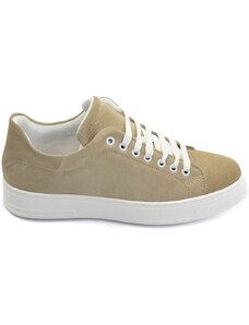 Malu Shoes Scarpa sneakers bassa uomo basic vera pelle scamosciata beige linea basic fondo in gomma bianco moda casual