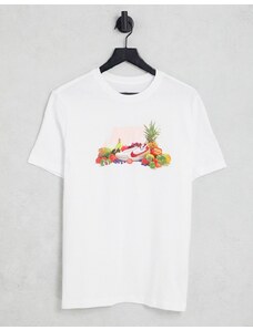Nike - "Never Not Fresh" - T-shirt bianca con stampa di frutta sul petto-Bianco