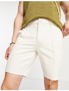 ASOS DESIGN - Pantaloncini di jeans slim écru con fondo grezzo-Bianco