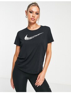 Nike Running - T-shirt con logo Nike nera-Nero
