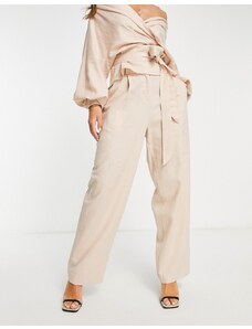 ASOS EDITION - Pantaloni affusolati a fondo ampio in lino color sabbia con pieghe sul davanti-Neutro