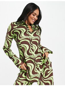 ASOS DESIGN - Camicia taglio lungo in raso con stampa astratta color menta e cioccolato in coordinato-Verde