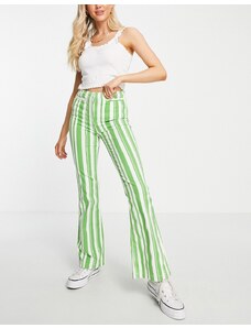 Topshop - Pantaloni a zampa a vita alta con tasche frontali e stampa verde a righe