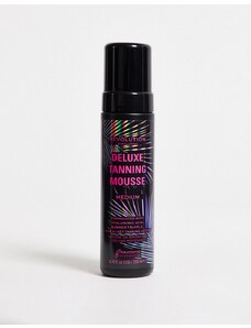 Revolution Beauty - Mousse abbronzante deluxe - Light/Medium-Nessun colore