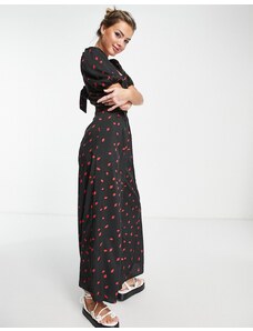 Glamorous - Tuta jumpsuit con scollo quadrato con stampa di fragole rosse e laccio sul retro-Nero