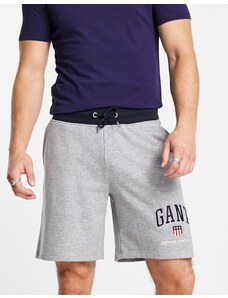 GANT - Pantaloncini della tuta grigio mélange con logo rétro dello scudo e fascia in vita a contrasto