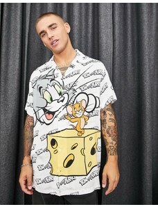 ASOS DESIGN - Camicia lunga comoda con rever e stampa con Tom & Jerry e monogramma-Grigio