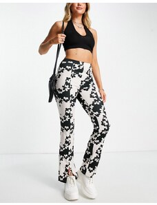 ASOS DESIGN - Pantaloni skinny bianchi e neri a fiori stile anni '60-Multicolore