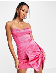 ASOS DESIGN - Vestito corto a fascia in raso rosa vivo con fiocco