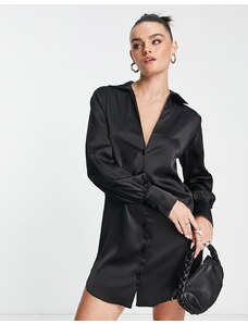 ASOS DESIGN - Vestito camicia corto extra largo in raso nero con scollo profondo
