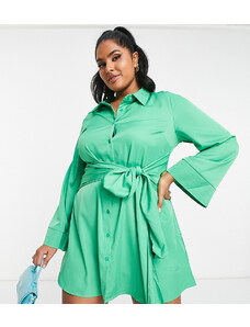 Esclusiva In The Style Plus x Billie Faiers - Vestito camicia con cintura verde