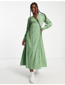 Vero Moda - Vestito midi avvolgente testurizzato verde