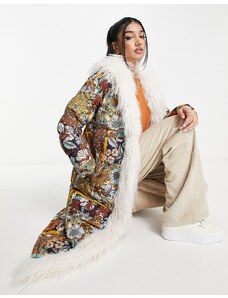 Miss Selfridge - Mongolian - Piumino taglio lungo con stampa patchwork e pelliccia sintetica-Multicolore