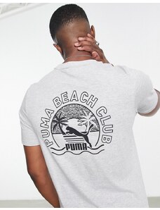 PUMA - T-shirt grigia con stampa di spiaggia sul retro-Grigio