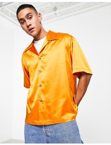 ASOS DESIGN - Camicia squadrata oversize arancione in raso con collo a rever ampio