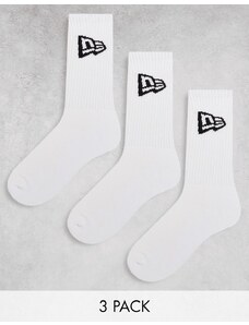 New Era - Confezione da 3 paia di calzini bianchi con logo con bandiera-Bianco