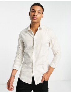 ASOS DESIGN - Camicia slim a righe color cuoio-Bianco