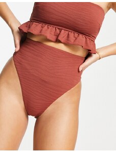 ASOS DESIGN - Slip bikini sgambati a vita alta testurizzati marrone cioccolato