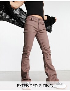 ASOS DESIGN - Jeans a zampa elasticizzato marrone slavato