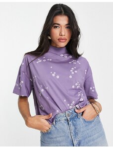 ASOS DESIGN - T-shirt squadrata accollata lilla con ricamo di margherite-Viola