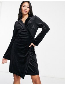 Y.A.S - Sifa - Vestito blazer a maniche lunghe nero a portafoglio