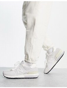 New Balance - 574 - Sneakers in bianco sporco e grigio