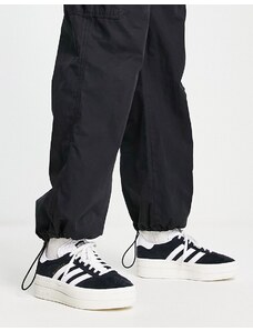 adidas Originals - Gazelle Bold - Sneakers nere e bianche con suola platform-Nero