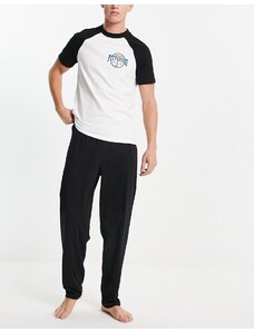 ASOS DESIGN - Pigiama nero e bianco con T-shirt con maniche raglan e stampa "Pittsburg"
