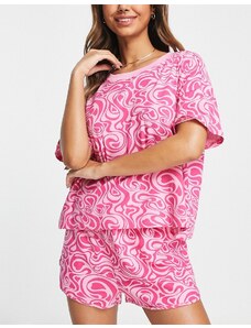 Monki - Pigiama rosa con stampa astratta a cuori composto da T-shirt e pantaloncini