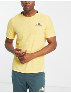Nike Running Trail - T-shirt gialla con logo-Giallo