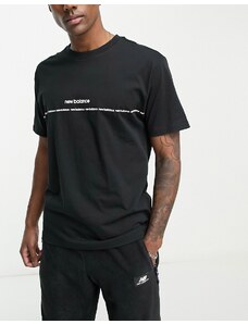 New Balance - T-shirt con logo lineare, colore nero-Black