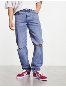 New Look - Jeans dritti con strappi sulle ginocchia lavaggio blu medio anni '90