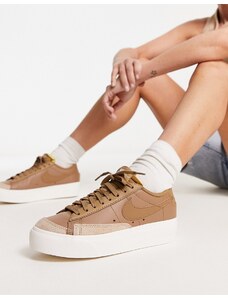 Nike - Blazer Low Platform - Sneakers marrone legno con suola platform-Brown