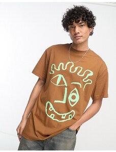 Weekday - T-shirt oversize marrone con grafica-Brown