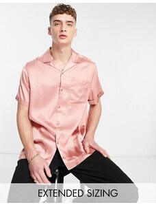 ASOS DESIGN - Camicia comoda in raso rosa polvere con maniche arrotolate