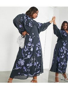 ASOS EDITION Curve - Vestito midi in chiffon blu petrolio con ricamo floreale e maniche ad ali di pipistrello-Blu navy