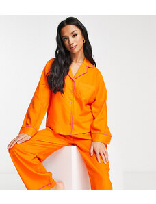 ASOS Petite Esclusiva ASOS DESIGN Petite - Pigiama in modal arancione composto da camicia e pantaloni con profili a contrasto-Nero