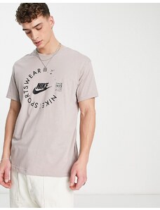 Nike - Sport Utility - T-shirt marrone