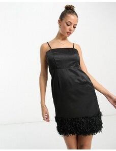 Lola May - Vestito corto con spalline sottili in raso nero con finiture-Black