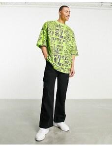 Versace Jeans Couture - T-shirt oversize verde con stampa di scarabocchi