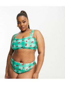Brave Soul Plus - Top bikini con scollo squadrato verde chiaro con stampa a quadri con ciliegie